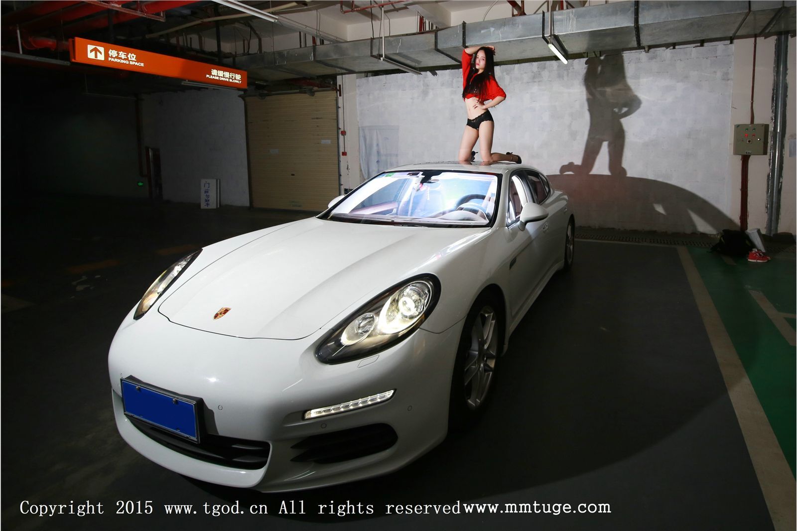 [TGOD推女神] 2015.09.18 香车和女神佩佩Cassie